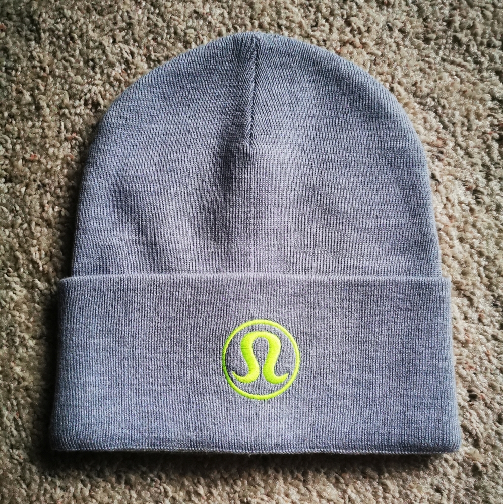 lululemon warm revaluation beanie one size Grey